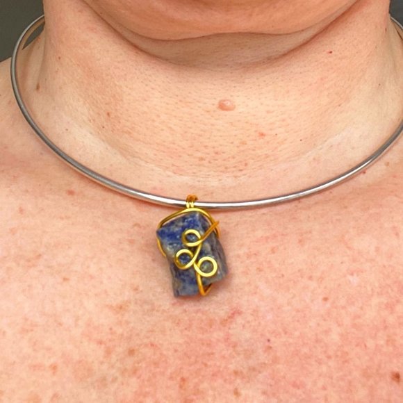 ๐ 3 for $25 Goldtone Plated Wire Wrapped Sodalite (Gemstone) Pendant - Picture 1 of 4